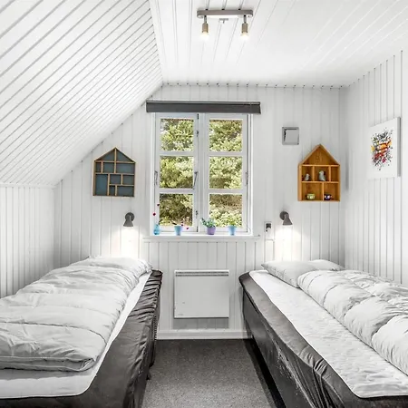 Lilo - 1km From The Sea In Western Jutland By Interhome *