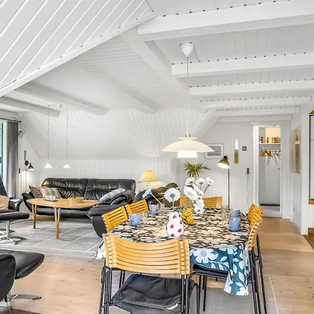 Lilo - 1km From The Sea In Western Jutland By Interhome Blavand