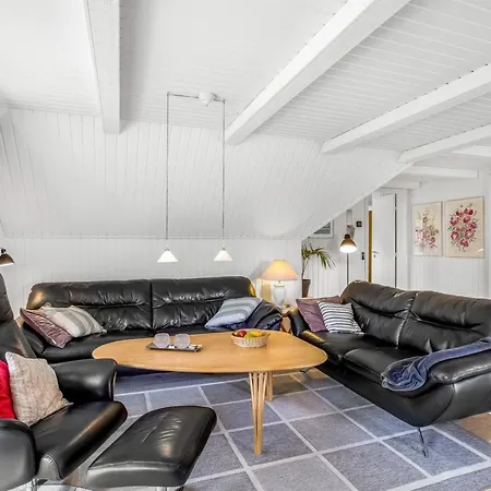 Lilo - 1km From The Sea In Western Jutland By Interhome