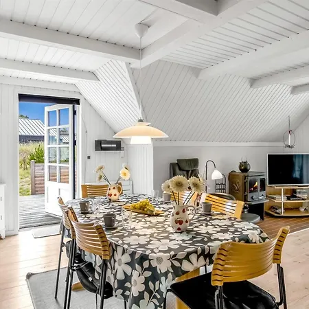 Lilo - 1km From The Sea In Western Jutland By Interhome Blavand